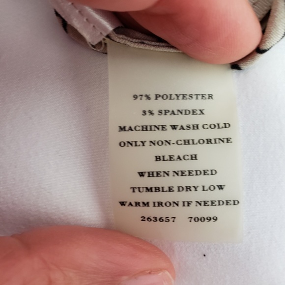 ANN TAYLOR Sleeveless Blouse - Picture 7 of 7